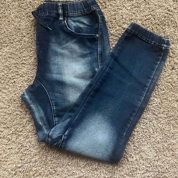 Track Dennim Men jeans (taking offers) - Picture 3 of 3